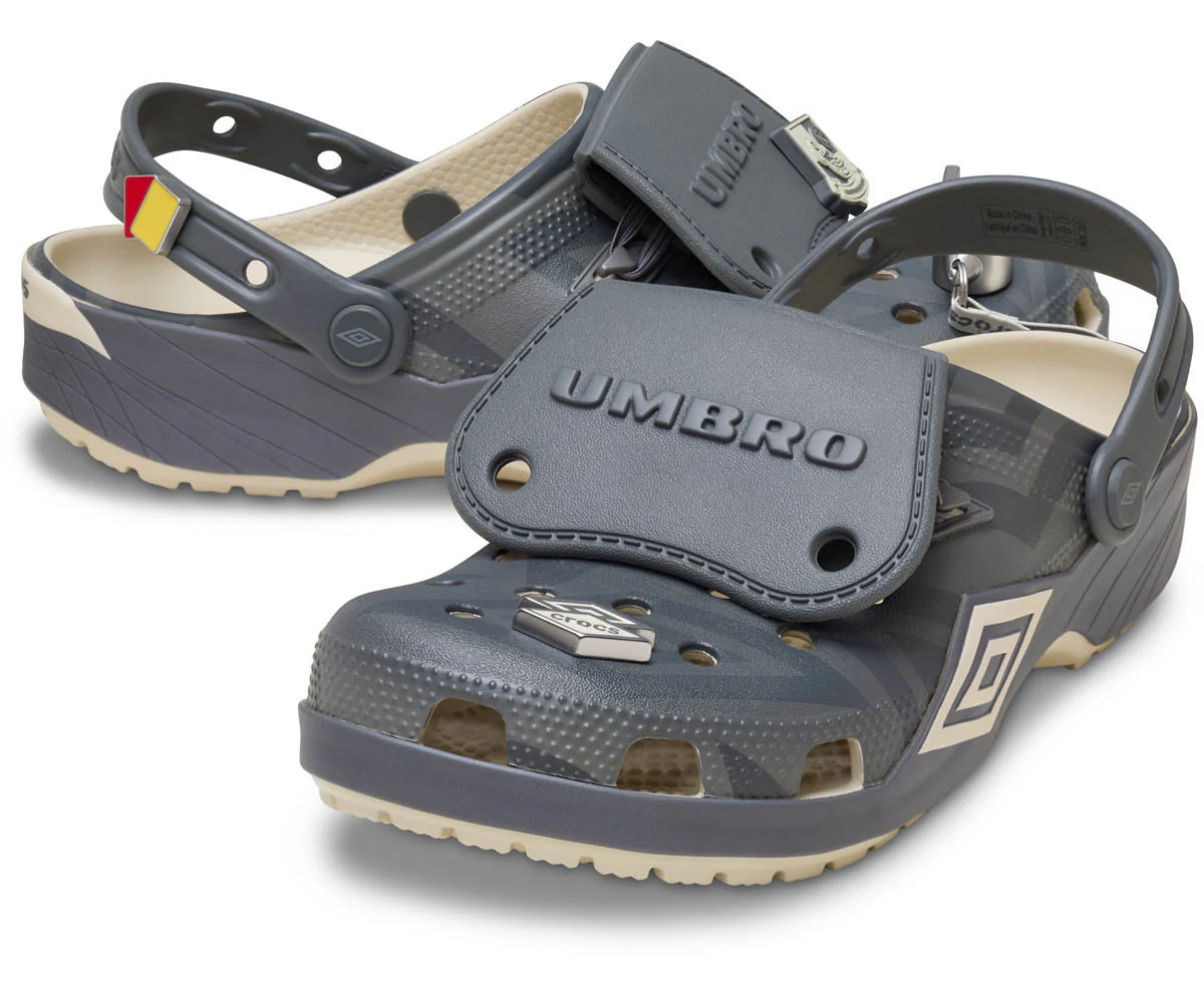 Umbro Crocs Classic Clog - Bone/Slate Grey - Image 3
