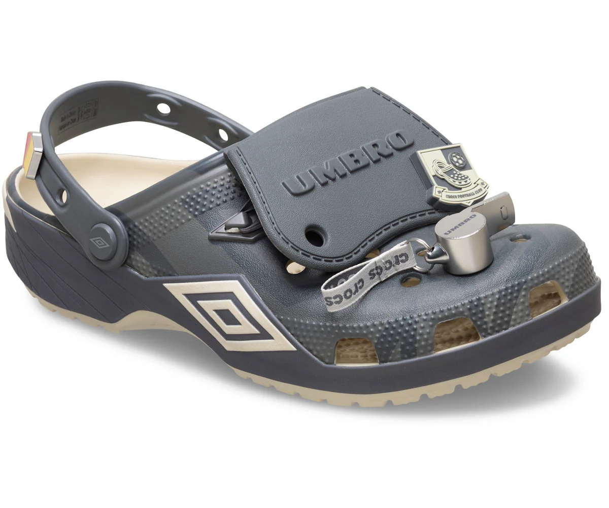 Umbro Crocs Classic Clog - Bone/Slate Grey - Image 5